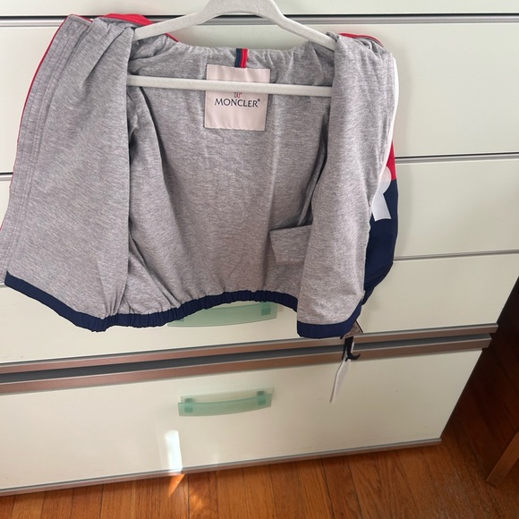 Moncler toddler boys Kruth Giubbotto hooded jacket in red/blue sz 3A - Picture 8 of 9
